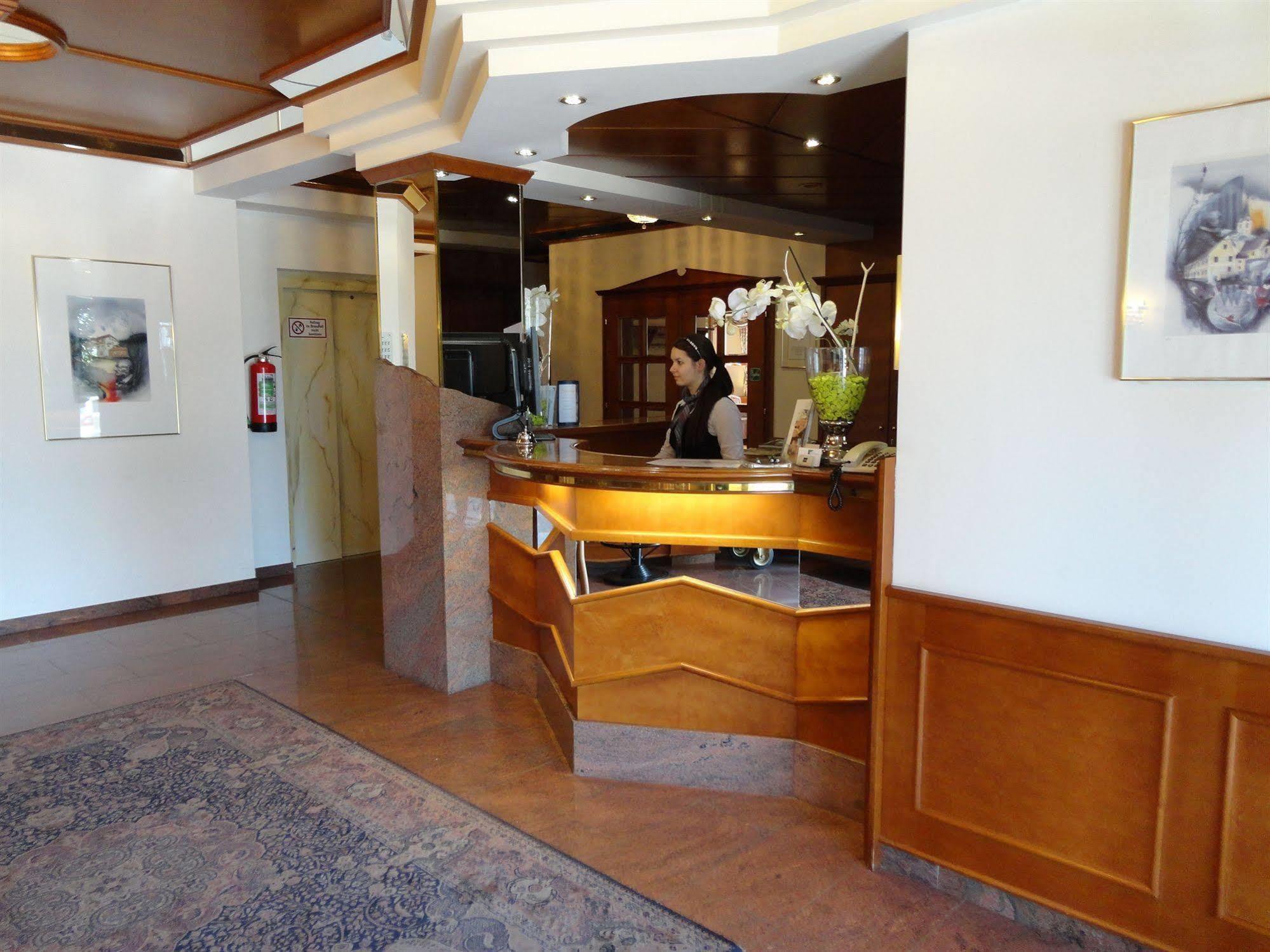 Komfort-Hotel Stockinger Ansfelden Eksteriør bilde